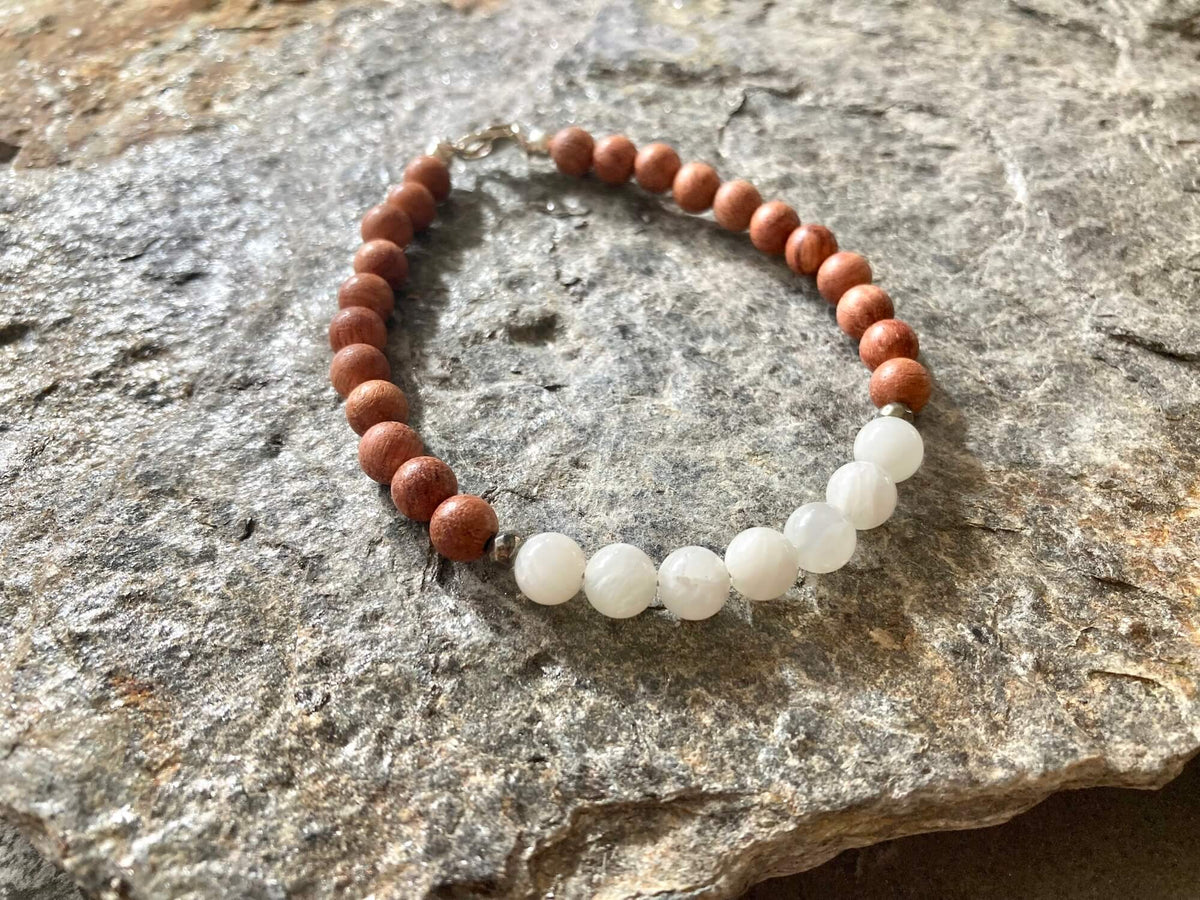 Balance bracelet on a rock slab, seen from further back